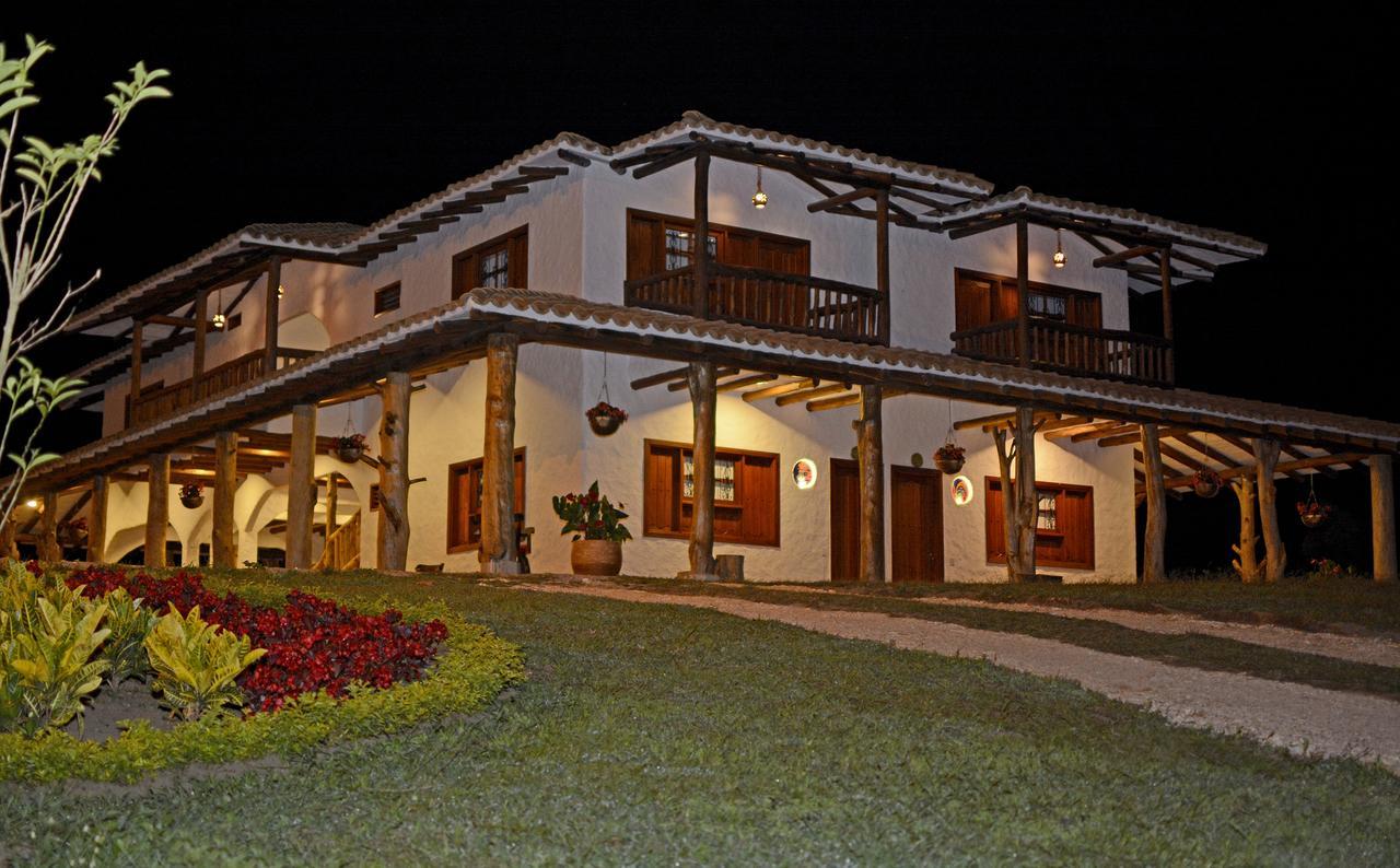Hotel Estorake San Agustín 外观 照片